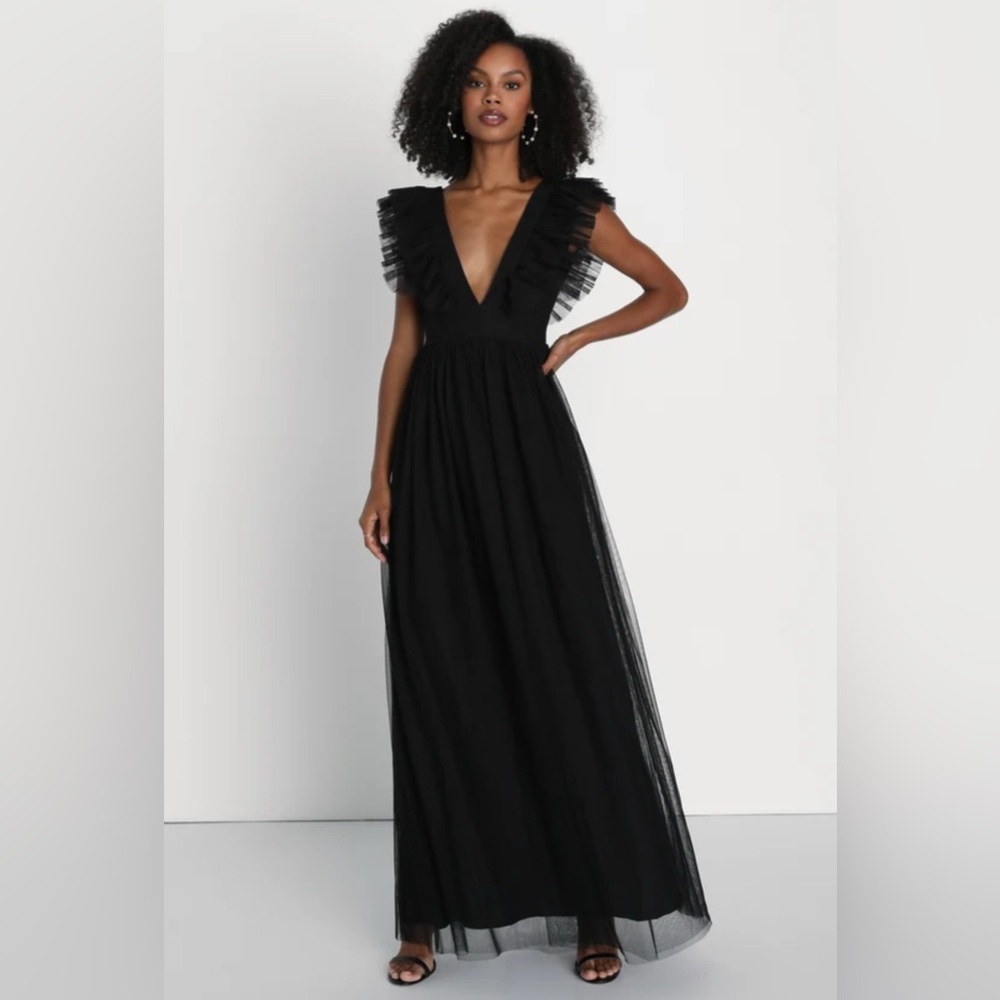 NWT Lulu’s Simply Delighted Black Mesh Ruffled Backless Maxi Dress MEDIUM